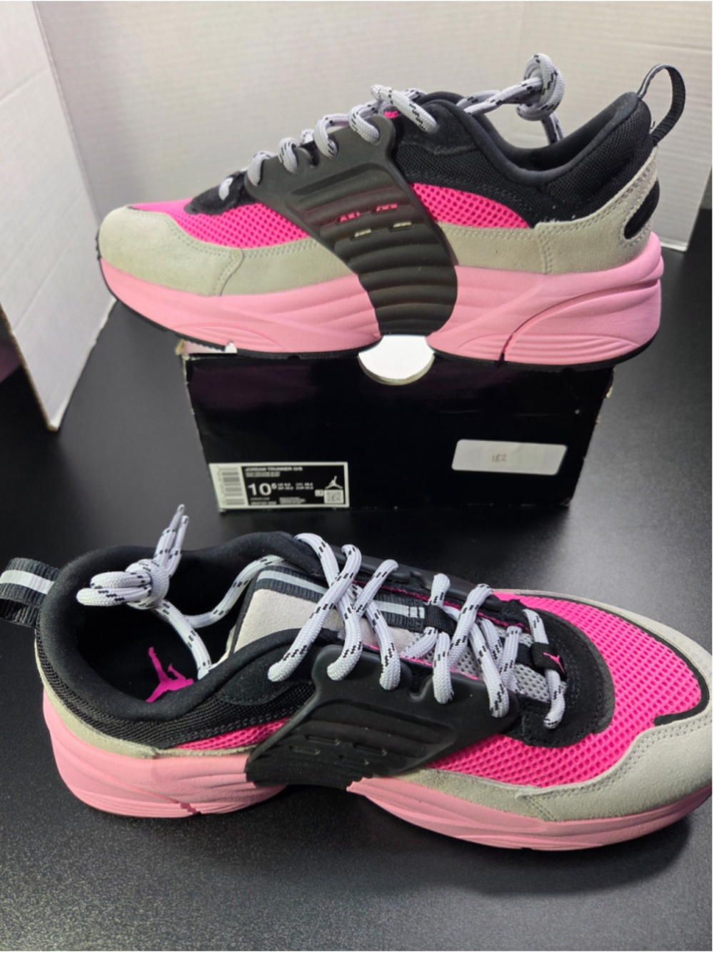 Jordan Trunner O/S Wolf Grey Pink Blast Men’s Size 10.5 IB3722-002